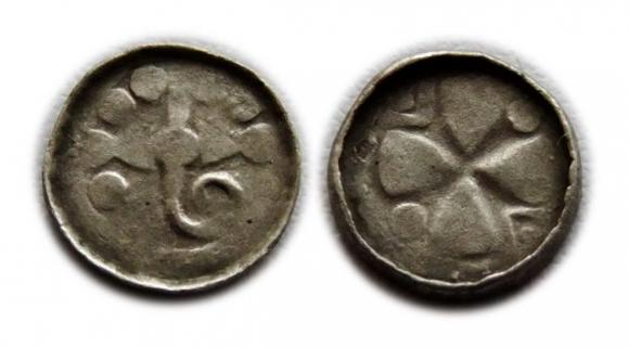 Denar krzyżowy Pastorał (1)