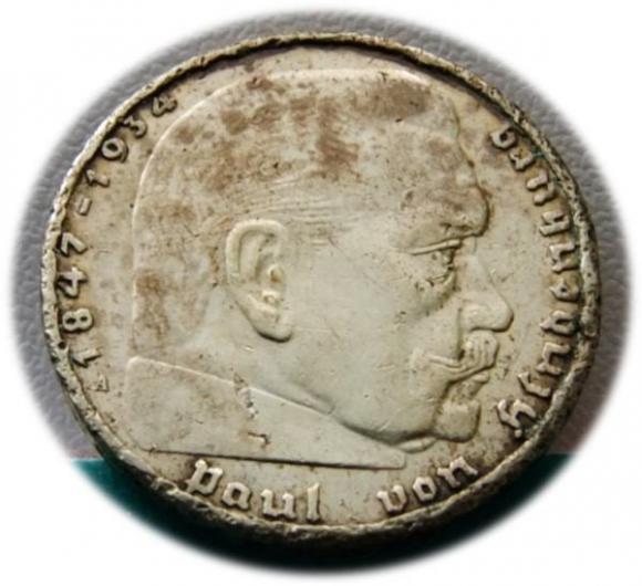 2 marki 1939 Paul von Hindenburg / swastyka Berlin (1)